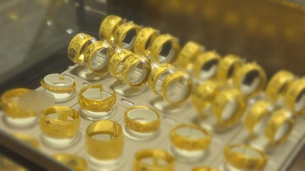 雷军投资、开云下场，谁会是古法黄金第二股？