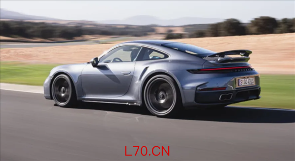 史上最强911诞生！2026款保时捷911混动版0-60英里加速仅2秒