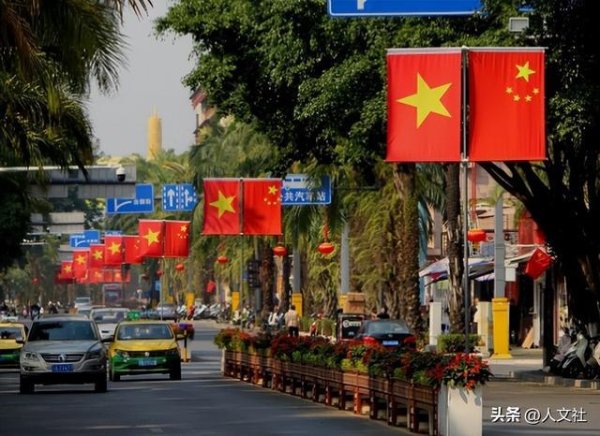 中越会谈刚结束，越南顶级战舰就来了，中国港口这一幕出人意料
