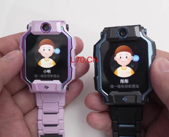 儿童手表处对象贴留言数百条 未成年人社交隐患浮现