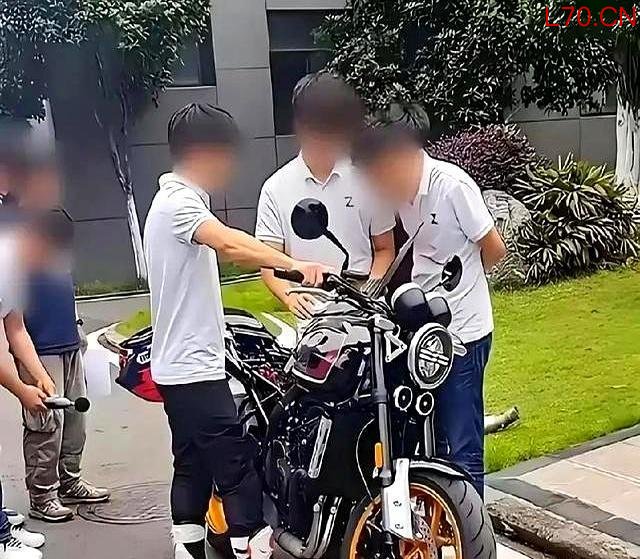 实惨！张雪机车“生锈门”反转，居然手里屯了几百万雅马哈卖不出去-有驾
